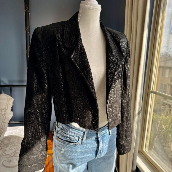 Vintage 1980s Danier Cropped Black Suede Leather Jacket - Picture 8 of 12